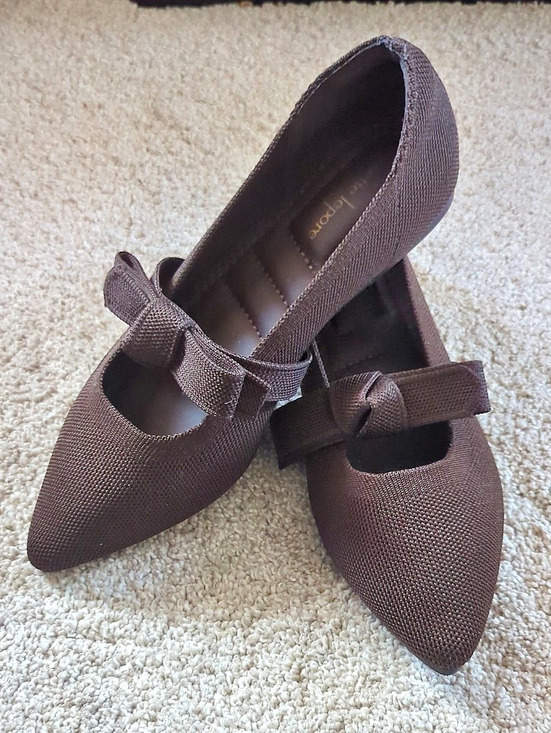 Nanette Lepore Shoes - Nanette Lepore Brown Pointed-Toe Bow Flats Like New